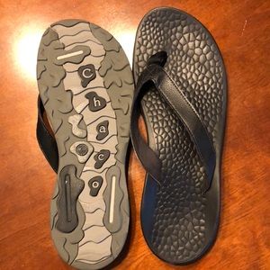 Chaco woman's flip flops